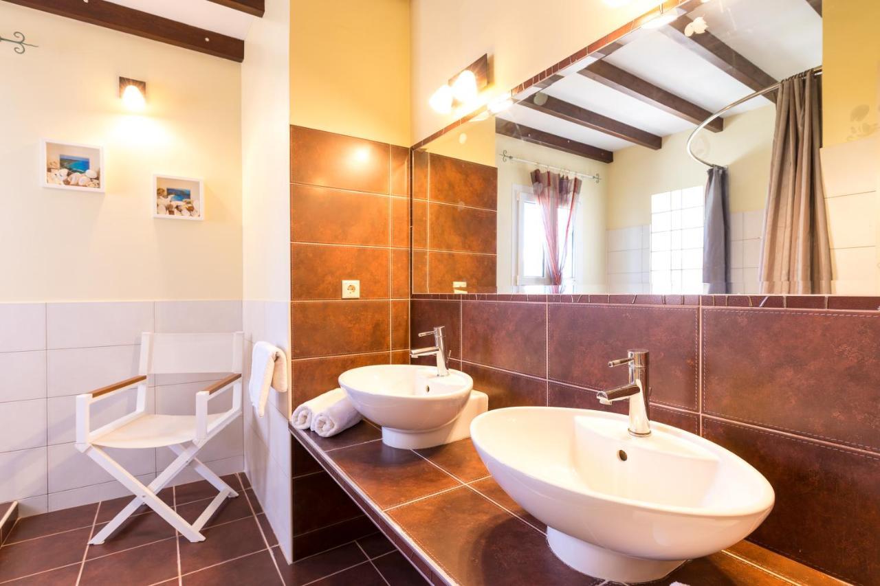 Villa St Nicholas House With Private Heated Pool Dassia  Ngoại thất bức ảnh