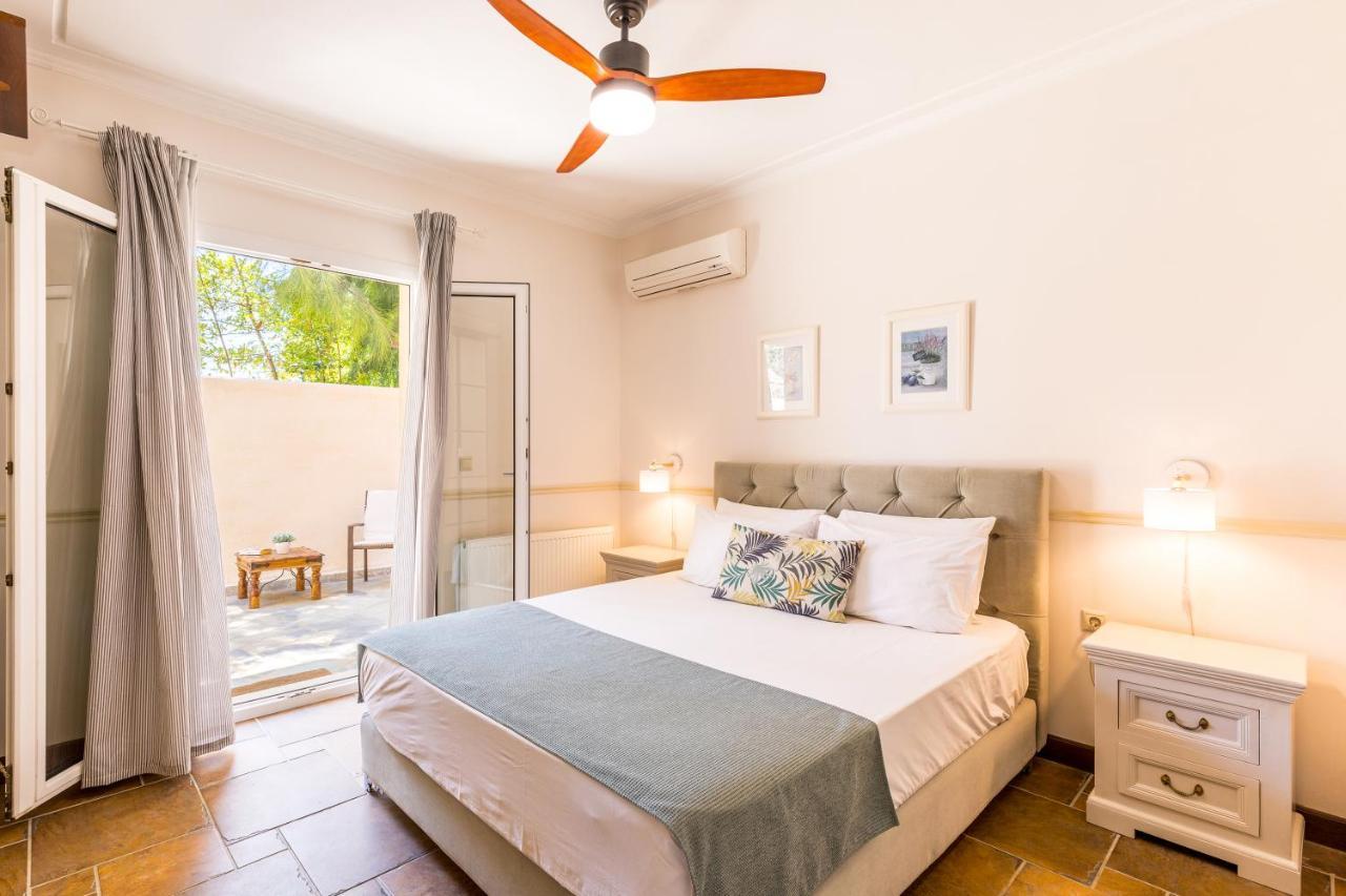 Villa St Nicholas House With Private Heated Pool Dassia  Ngoại thất bức ảnh